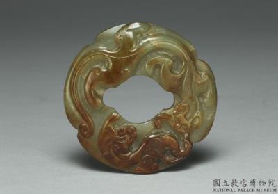 图片[3]-Crabapple Flower-shaped Jade Huan Ring with Double Beast Pattern, Southern Song to Yuan dynasty, 1127-1368-China Archive